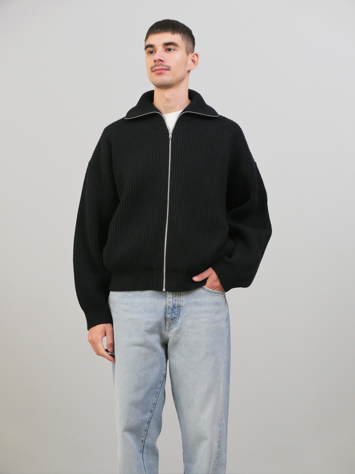 Vonarstraeti Zippe - Black