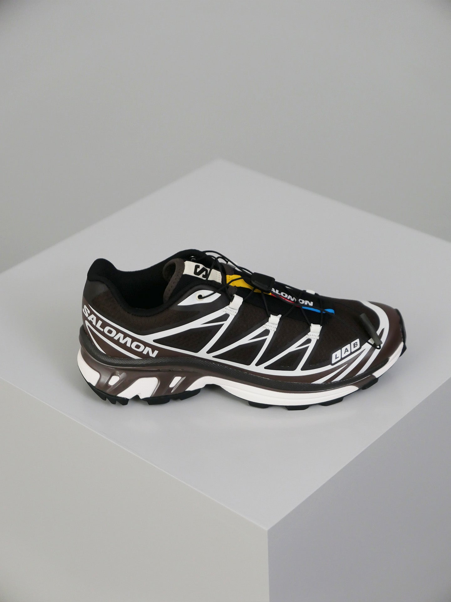 XT-6 - Black Coffee/Roast/Vanilla