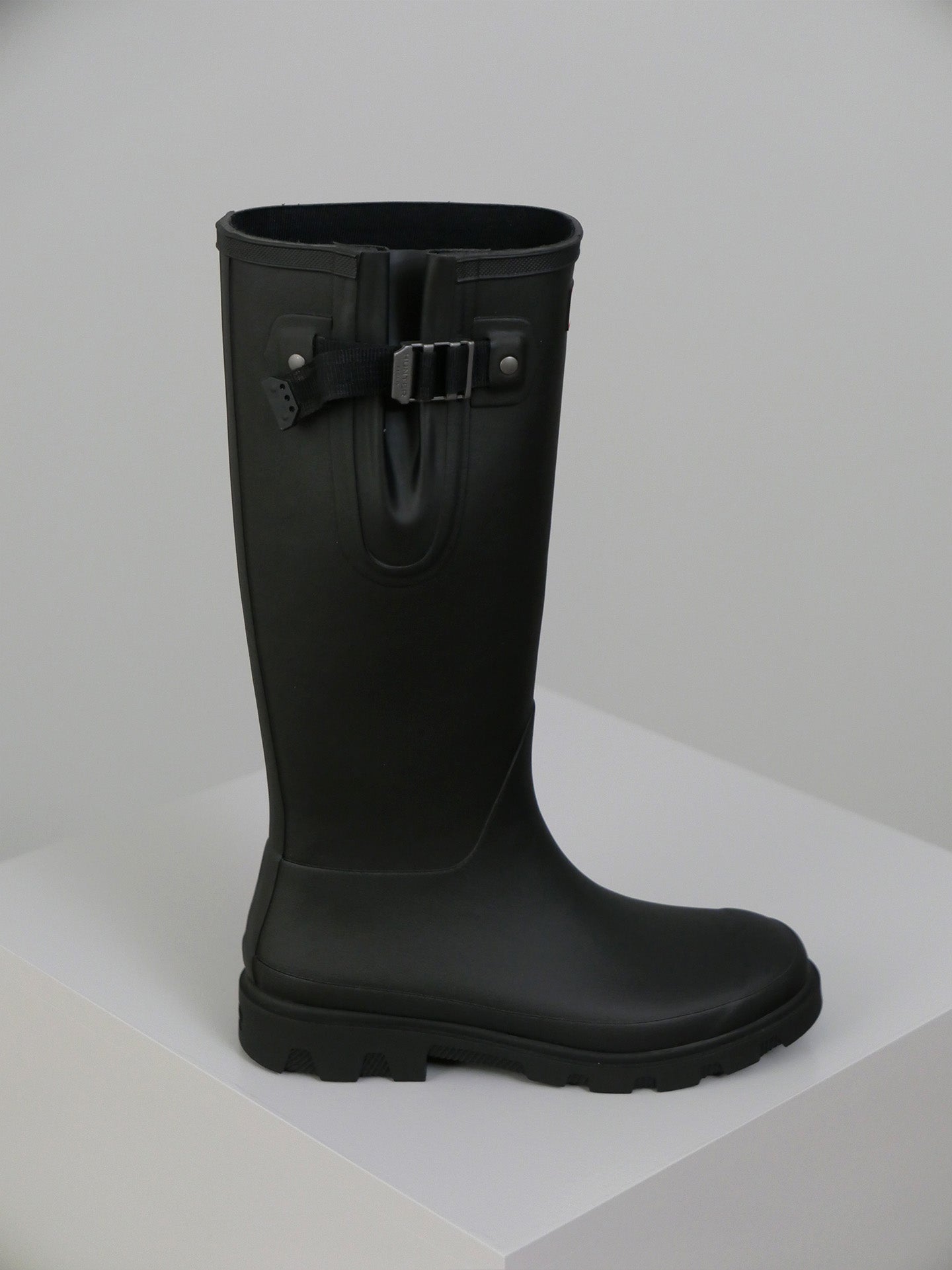 Downpour Adjustable Boot - Black