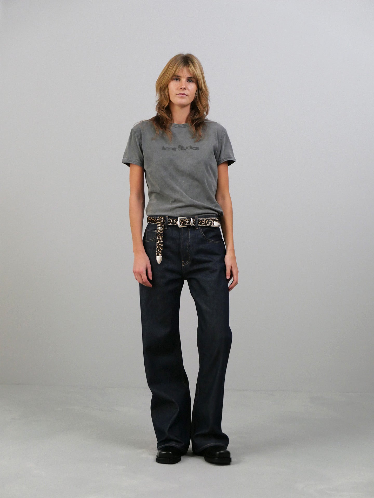 Blurred Logo T-shirt - Faded Grey