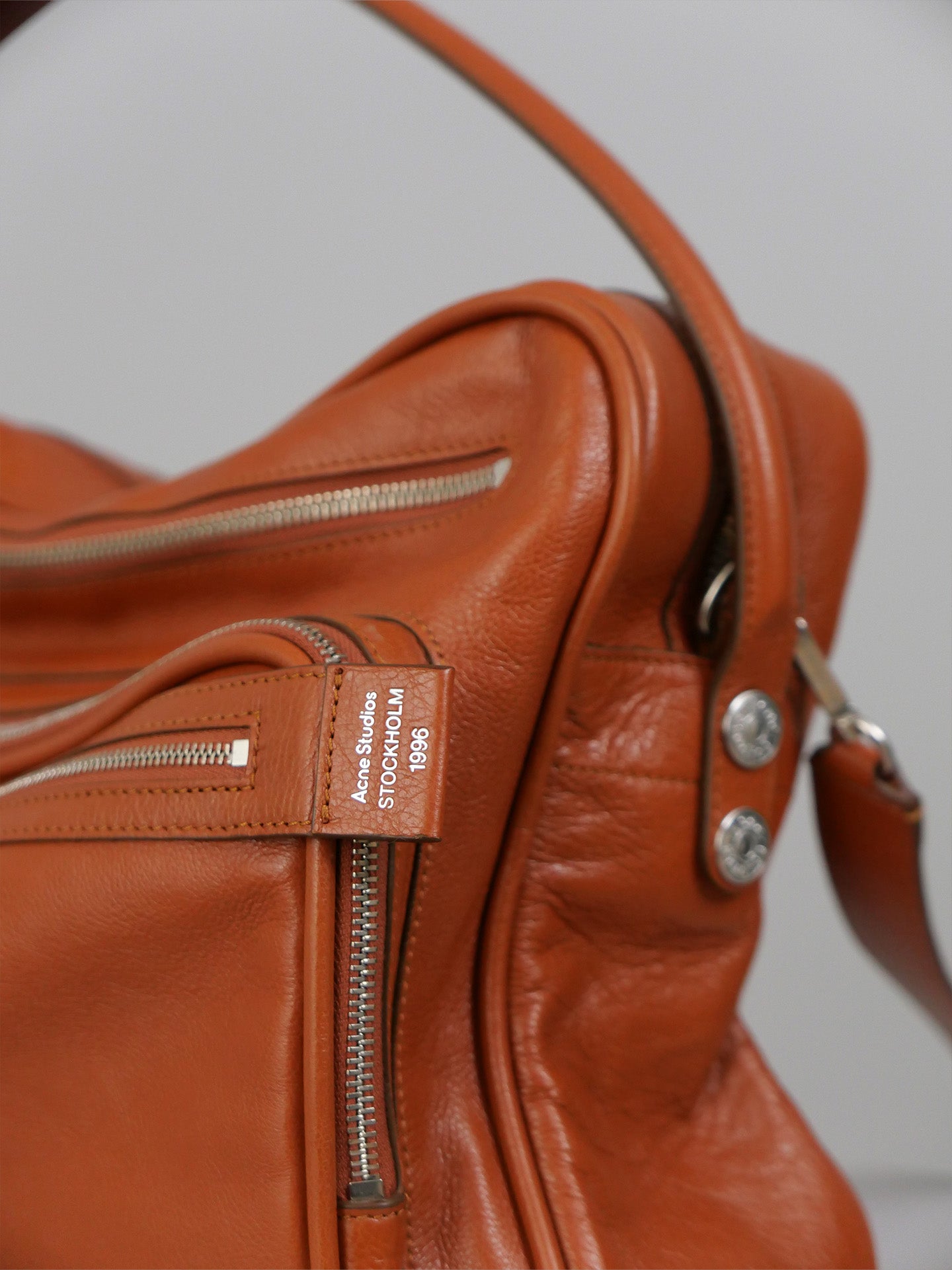 Camero Camera Bag - Cognac Brown