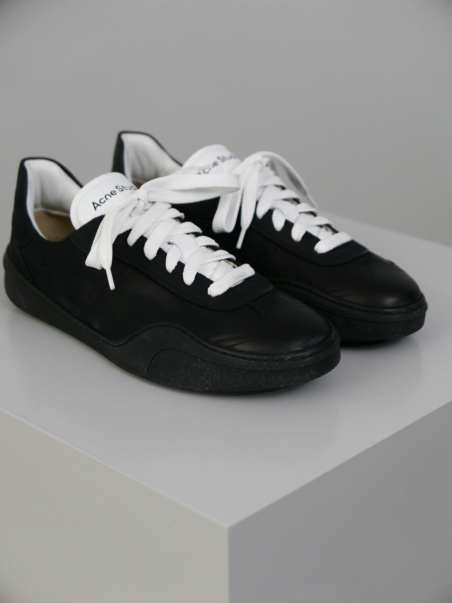 Lace-up Sneakers - Black