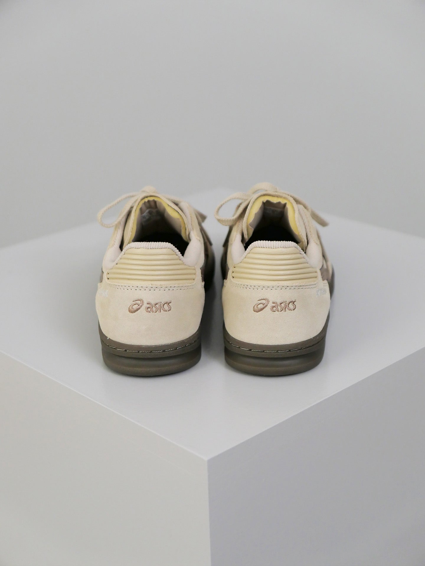 Skyhand OG - Feather Grey/Taupe Grey