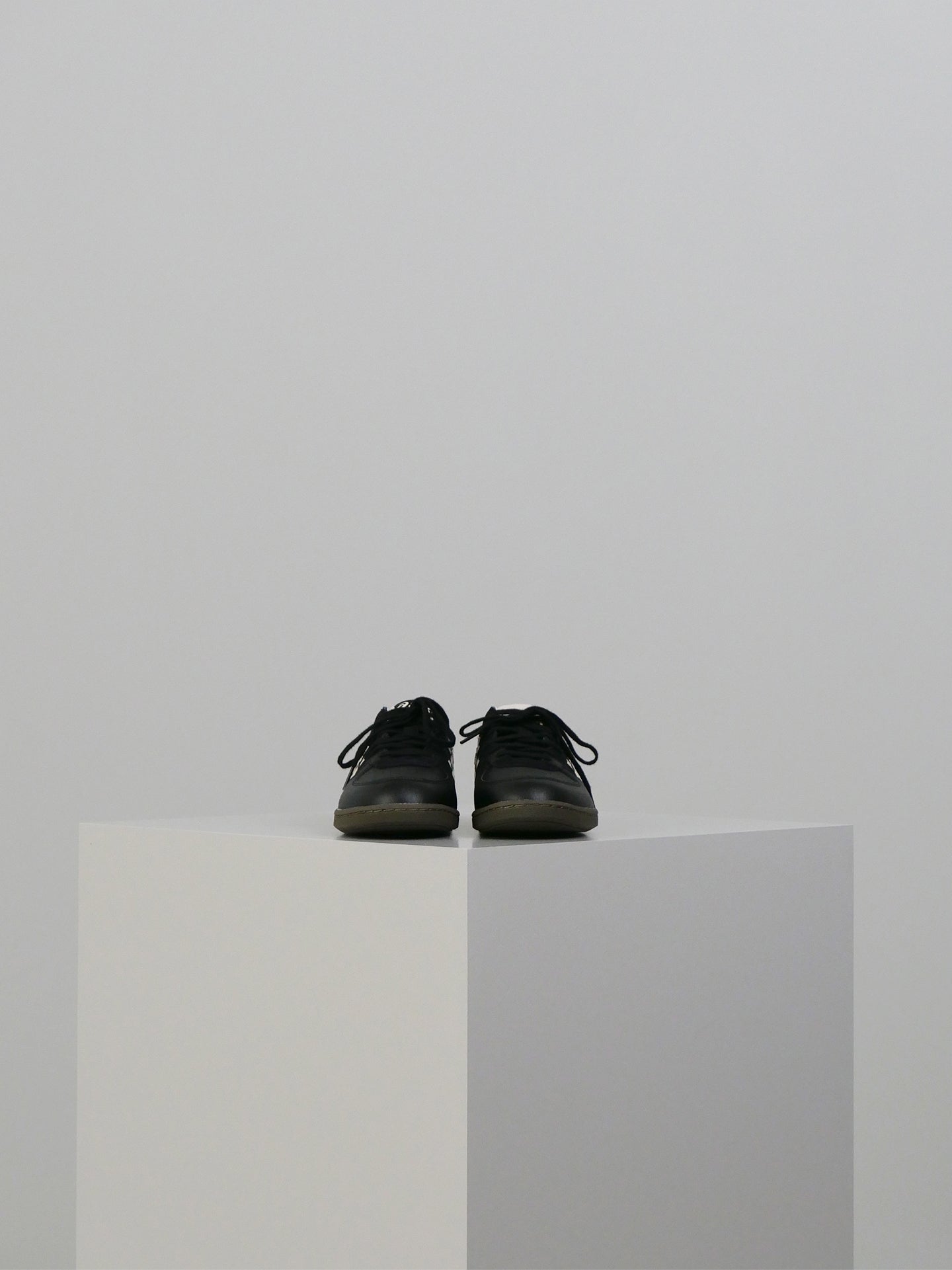 Skyhand OG - Black/Oatmeal