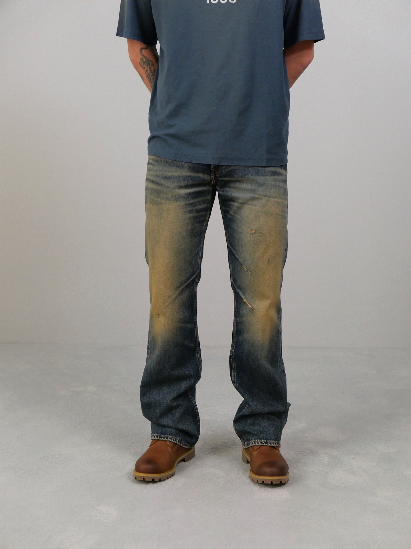 2010M Regular Fit Jeans - Dirty Wash