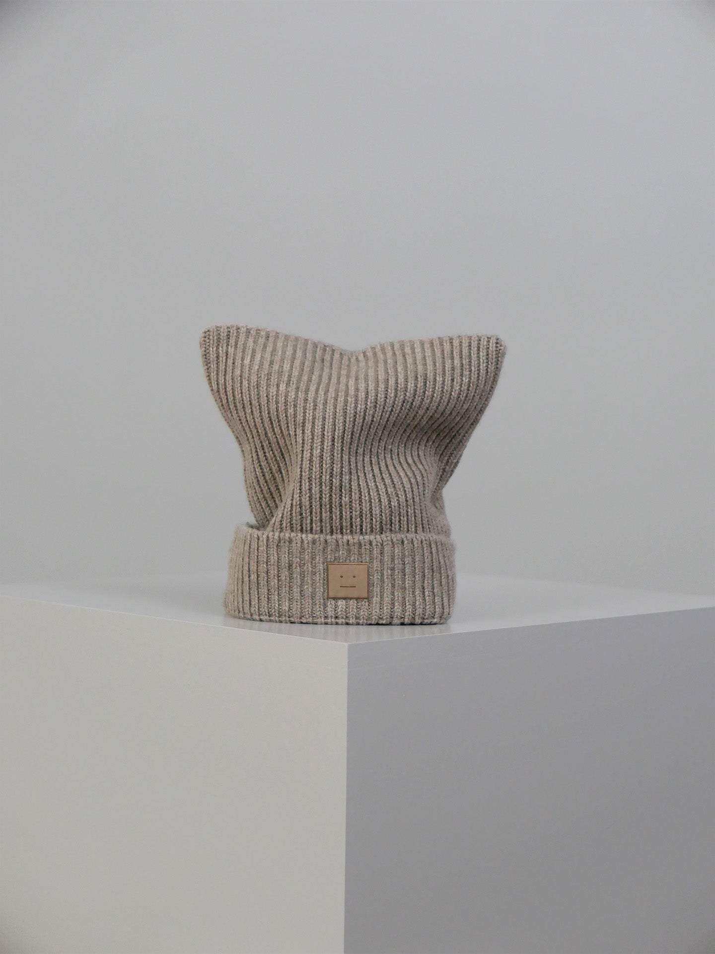Face Logo Square Beanie - Sand