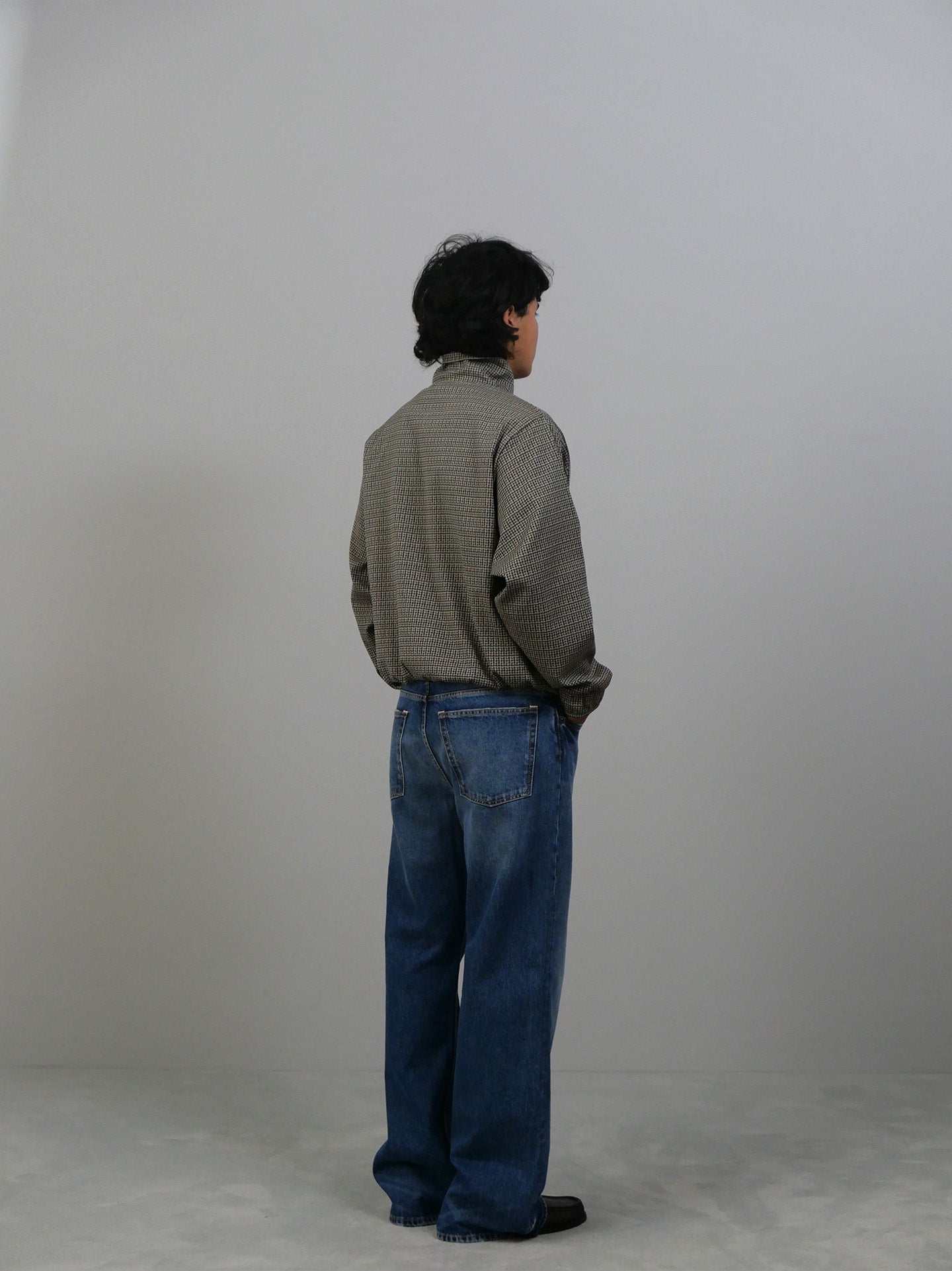 Stand Zip - Sand/Brown Check